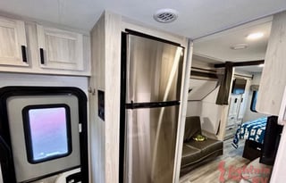 Forest River RV Sunseeker LE 3250DSLE Ford