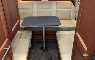 2017 Roadtrek Adventurous CS