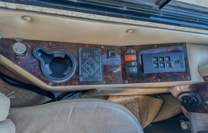 All systems control for coach operation: Air brake, transmission, leveling system, exhaust brake, cupholder and more.
