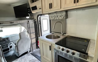 2021 Forest River Sunseeker 2250SLE Ford American