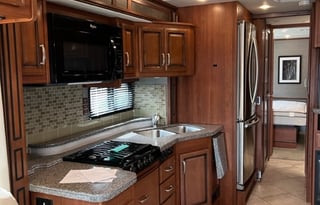 2015 Fleetwood RV Bounder 34T