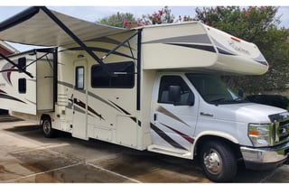 2017 Coachmen 33 ft Bunk House, sleeps 10, 4 TV’s