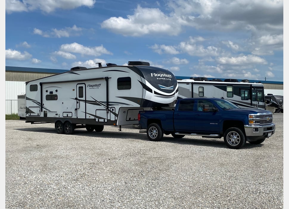 Fifth Wheel rentals in Sacramento