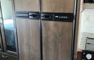 Fully Stocked 2020 Entegra RV – Dog Friendly