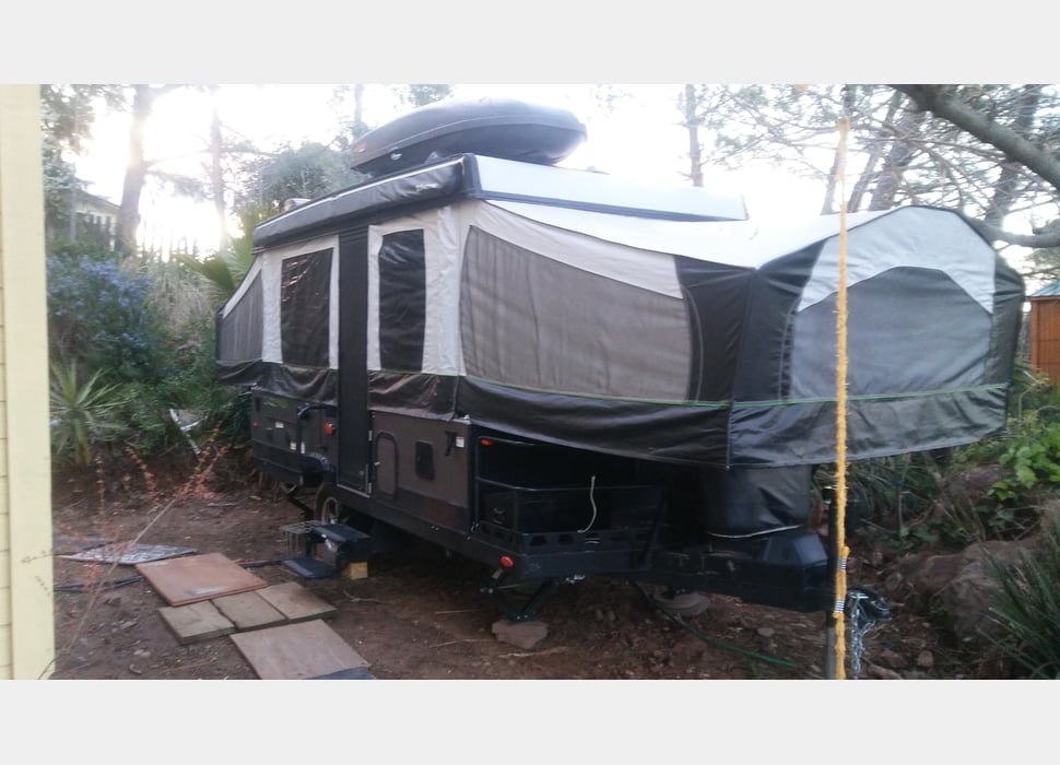 Pop-up Camper rentals in Galt