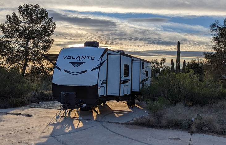 Boondocking (off-grid) camping in the beautiful Sonoran Desert