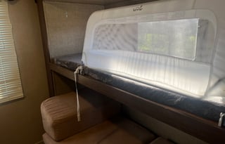 2017 Dutchmen RV Coleman Lantern LT Series 15BH