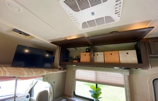 2018 Thor Freedom Elite 30 FE “GUS”