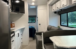 Entrada 2600DS- Columbus-Free Alum Creek Drop Off!