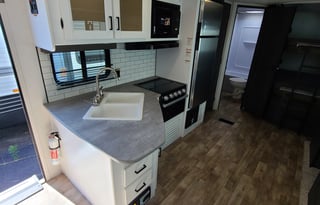 2022 Keystone Hideout 272BH