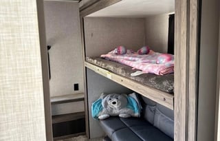 2021 Crossroads–Bunkhouse & Outdoor Kitchen-Slps 8