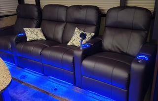 2015 Dutchmen RV Voltage V3990 Loaded!