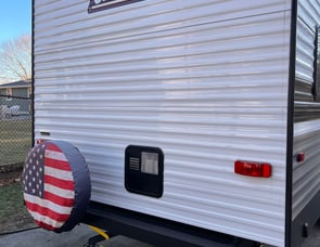 Dutchmen RV Coleman Lantern LT Series 262BH