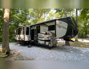 Heartland Cyclone 3800