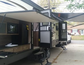 Palomino Puma 31BHSS