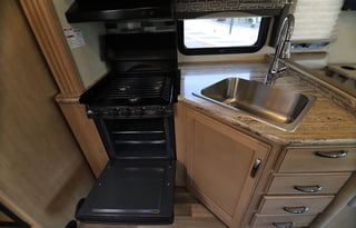 Travel like a ROCKSTAR! 2019 Thor Motor Coach30.2