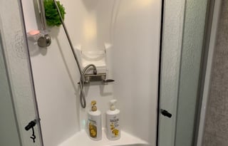 2018 Highland Ridge RV Highlander HF350H