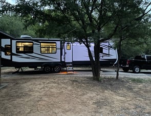 Highland Ridge RV Mesa Ridge MR323RLS