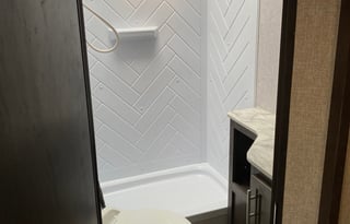 Family RV with bunk beds, queen bed, and more!