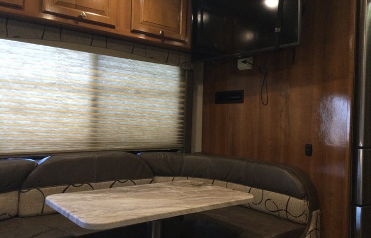 Dinette converts to a bed