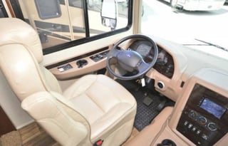 "BEAUTIFUL" 2018 Georgetown 38 ft Luxury RV