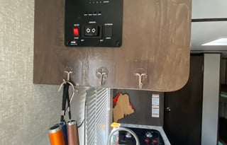 2021 Dutchmen RV Coleman Lantern LT Series 17B