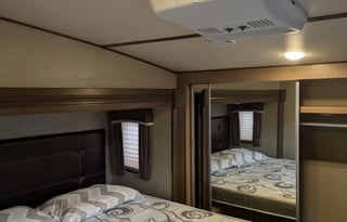 2017 Dutchmen RV Denali 293RKS