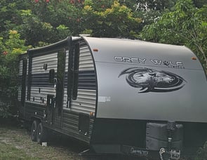 Forest River RV Cherokee Grey Wolf 23DBH