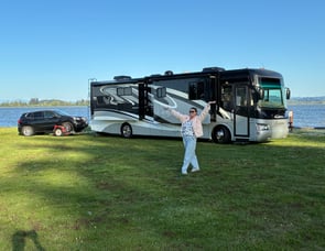 Forest River RV Berkshire 390BH