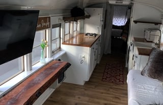 2001 Skoolie Bluebird