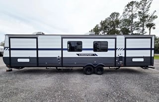 2024 Gulf Stream Kingsport Supreme 33DBDB