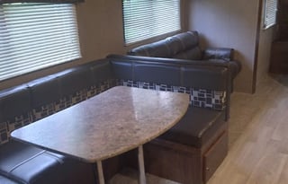 Mojo's 2017 Dutchmen Coleman Lantern Series