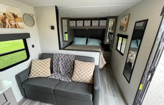 Delivery! New 2024 Bunkhouse! Sleeps 8+