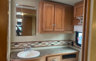 2014 Winnebago - Vista 35B