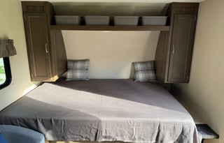 2019 Riverside RV Dream