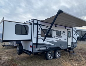 Starcraft Launch Outfitter 7 19BHS