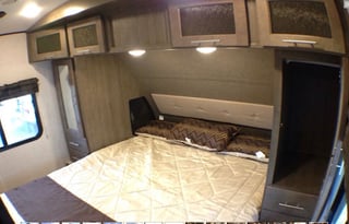 2017 Surveyor by Forest River