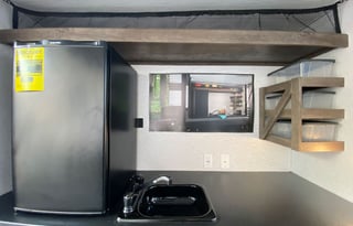 2022 Franklin Family RV - We Deliver & Setup !