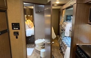 2019 Thor Motor Coach ACE 30.2
