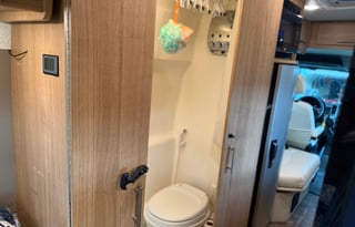 Luxury Mercedes Camper Van | Sleeps 4 | Generator