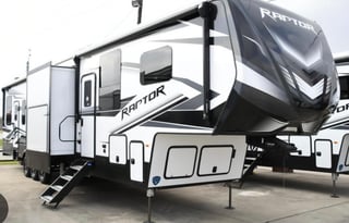 2022 Keystone Raptor RV
