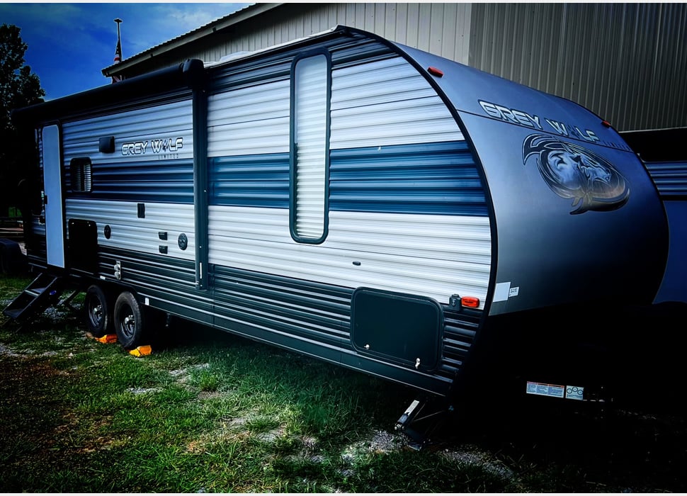 Travel Trailer rentals in Linden