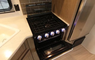 2021 Keystone RV Hideout 318BR