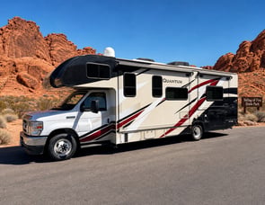 Thor Motor Coach Quantum KW29