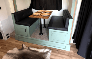 Fully loaded camper for all seasons ☀️