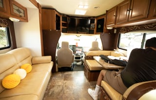 2013 Coachmen RV Leprechaun 317SA Ford 450