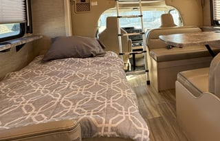 2023 Thor Motor Coach Freedom Elite 30FE