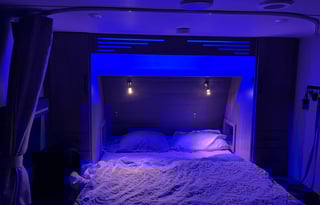 Family Friendly RV w/4 Bunks! **Delivery Only**