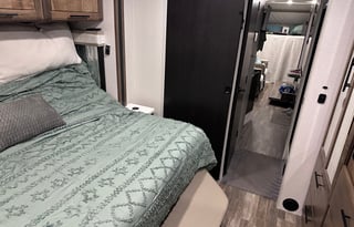 Entegra Accolade XT 35L - Adventure awaits