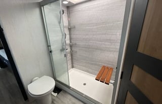 Luxury Monthly RV Stay for Traveling Professionals